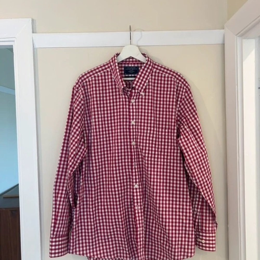 Stylish Red and White Checkered Men's Shirt